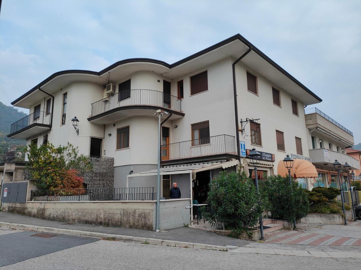 Alloggio Al Ponte Castelgomberto Екстериор снимка